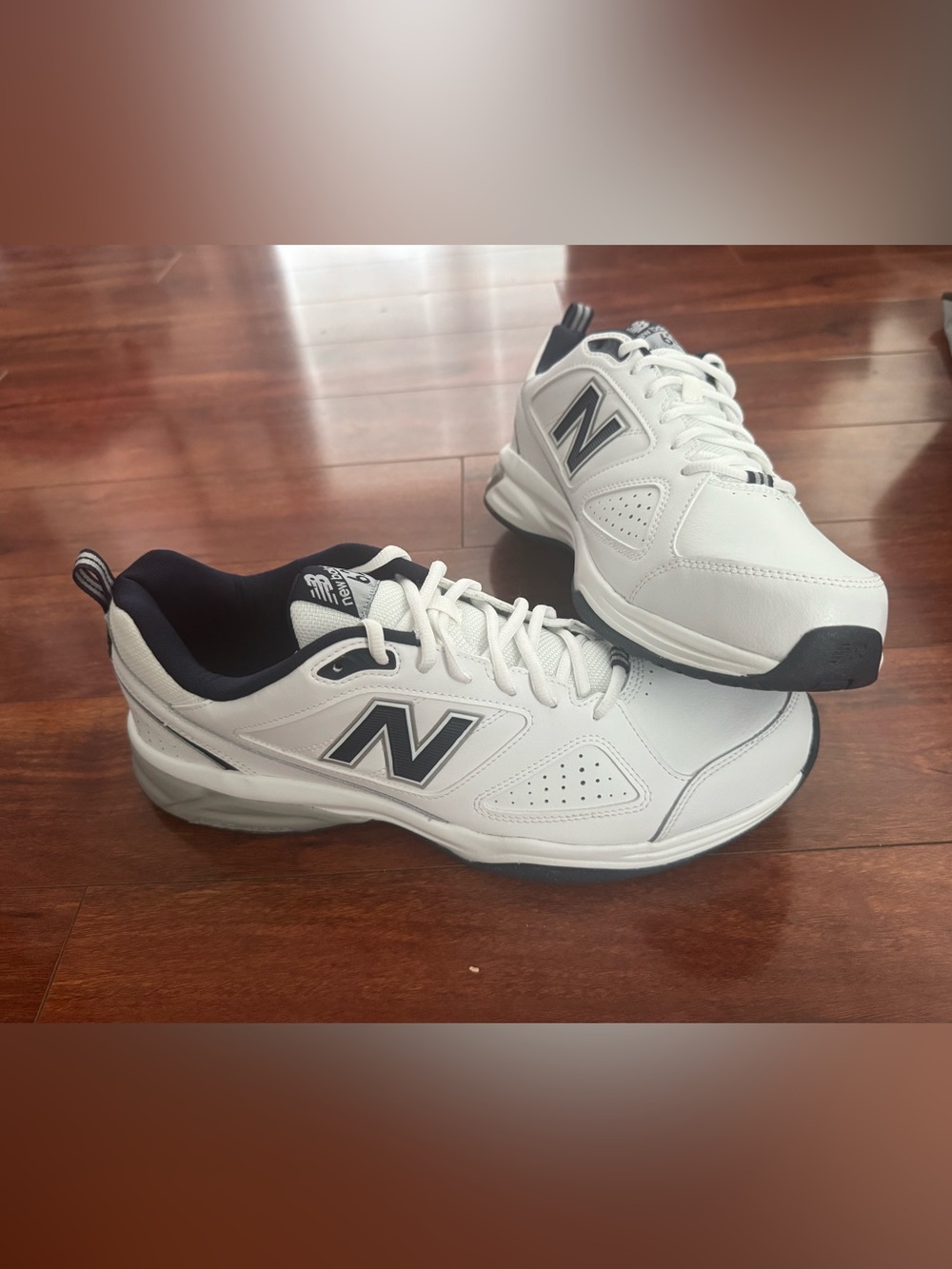 New Balance Men’s White and Black Athletic Walking Sneakers